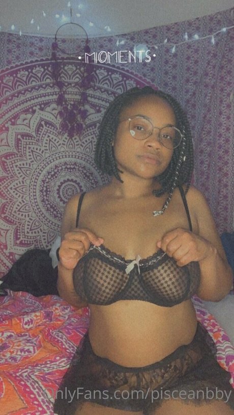 pisceanbby pretty pornstar photo