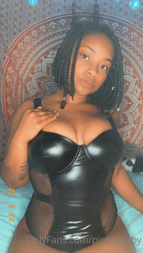 pisceanbby pornstar naked images