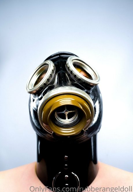 rubberangeldoll free star img