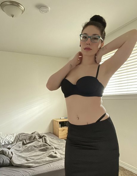 ghostlygothx model hot image