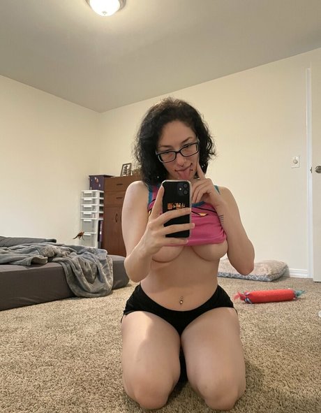 ghostlygothx model pornographic pictures