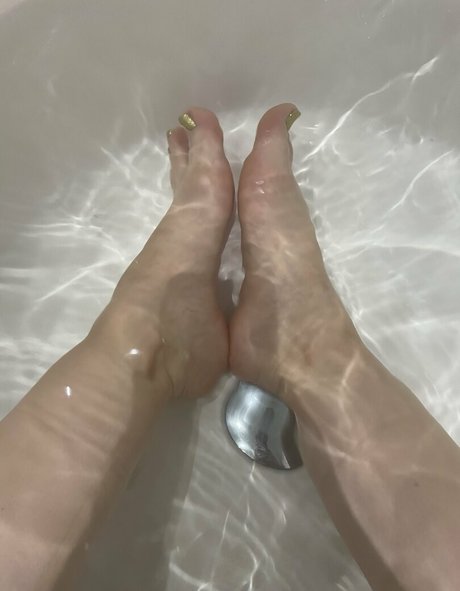 footsiewithkitty erotic pornstar pictures