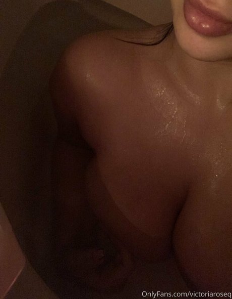 Victoria Roseq star art picture