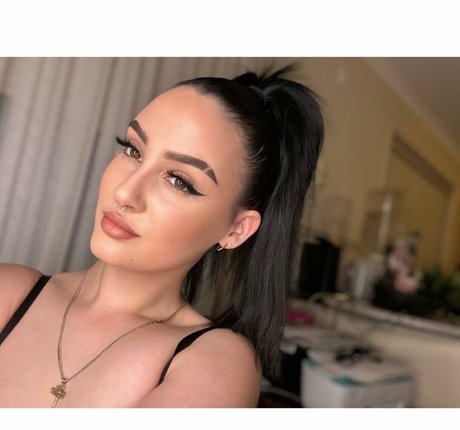 elouisemayy art pornstar images