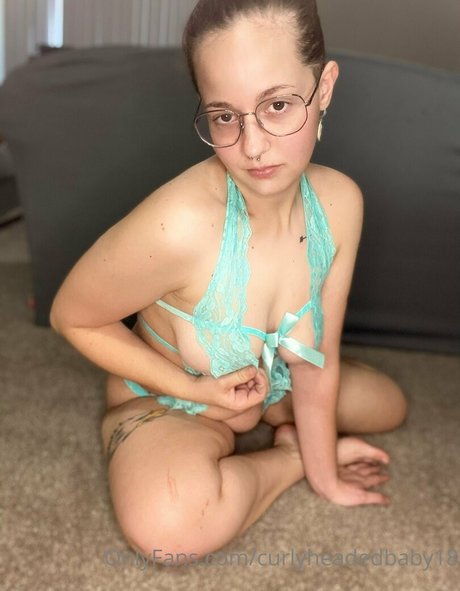 curlyheadedbaby18 sexy star pictures