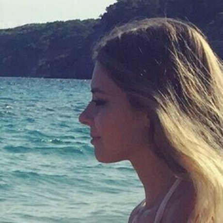 Christina Lionscat free pornstar pictures