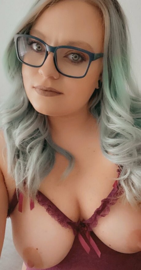 Fifty Inchespeaches pornstar perfect pictures