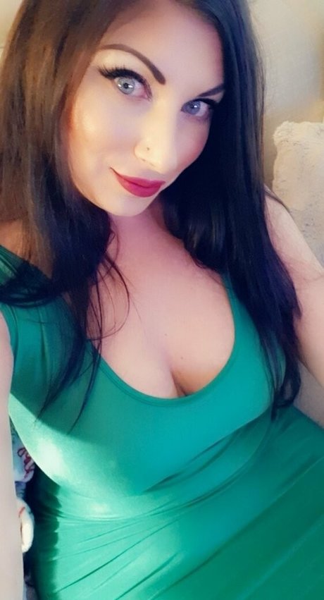 erotiqued xxx star picture