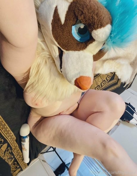 lesbian ass onlyfans naked picture