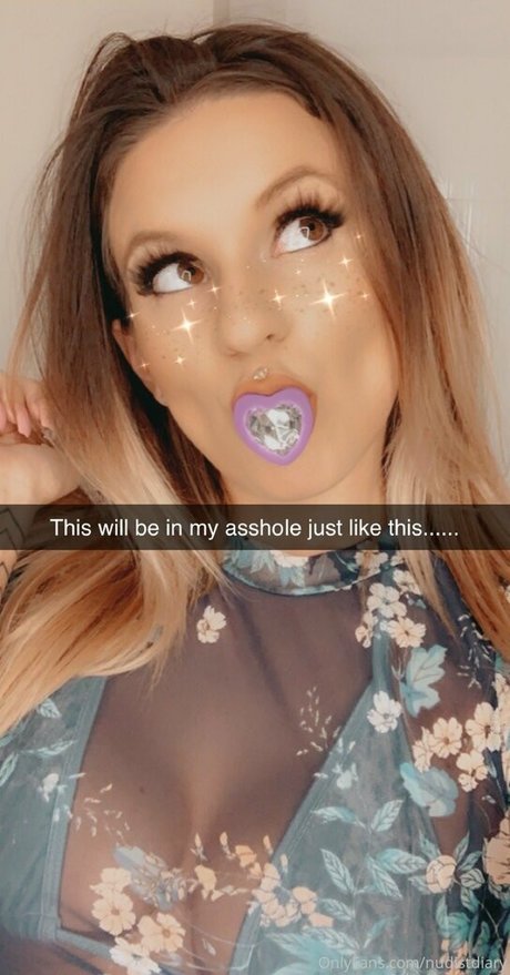 nudistdiary beautiful actress pics