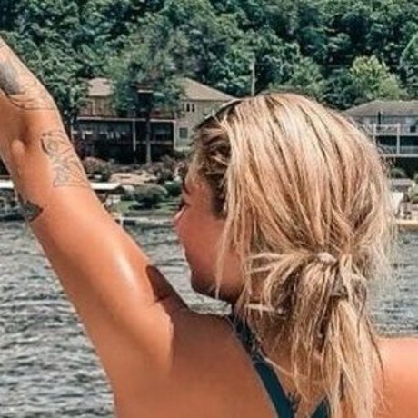 Meya Taylor_ pornstar nude pictures