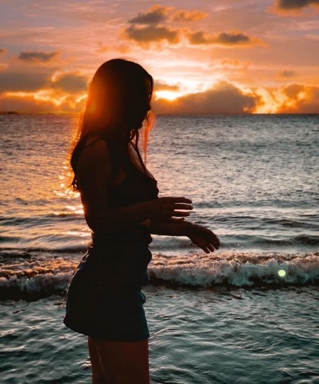 alaskkag model sexy photos