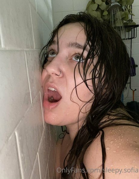 sleepy sofia star pretty image