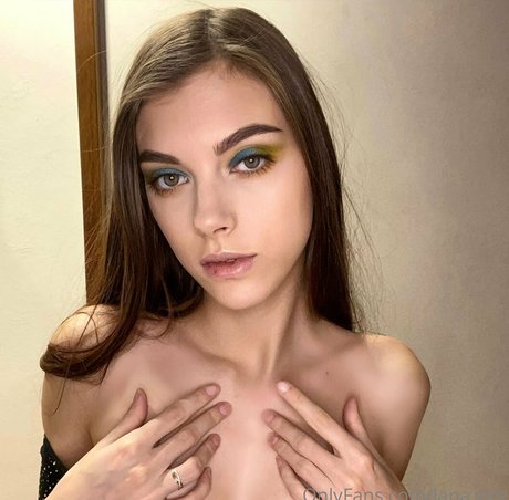 lana virg beautiful pornstar pictures