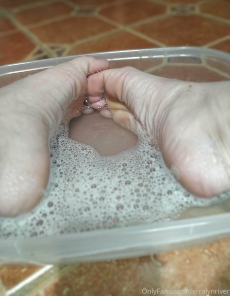 ferralynriver xxx actress gallery