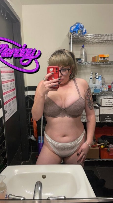 crystal2086bella pornstar adult photos