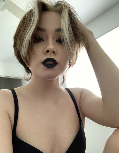 Breadboodle nice actress photo