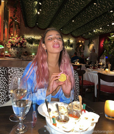 toningtori top actress galleries