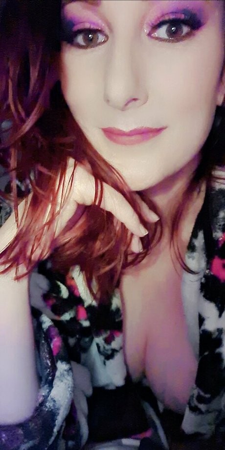 toniclust sex star img