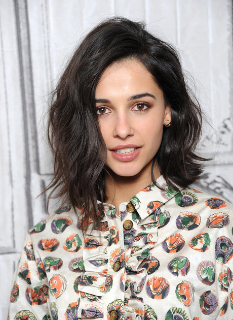Naomi Scott perfect actress photo