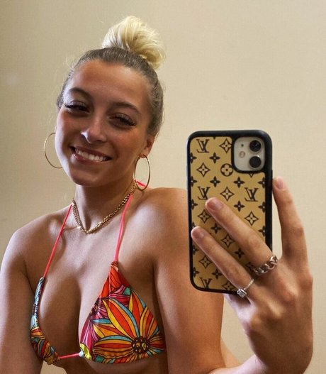 Kamryn Bedore pornstar pictures