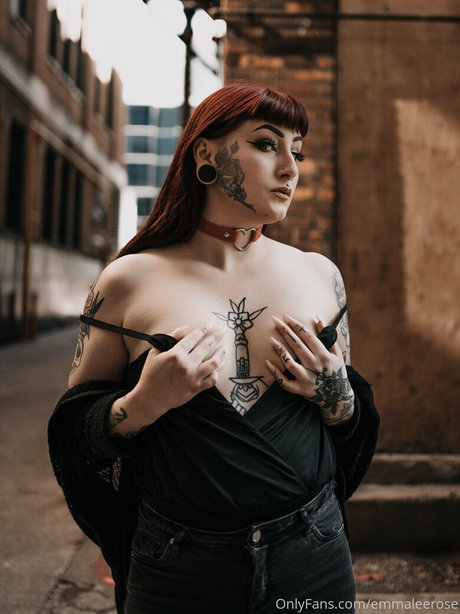 sinisterlilith high quality actress archive