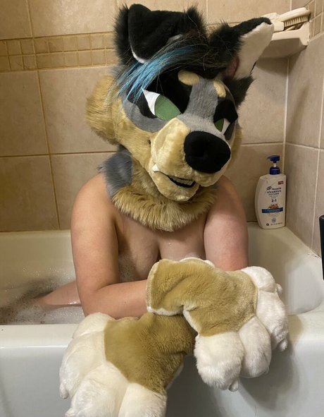 crownmutt model nice image