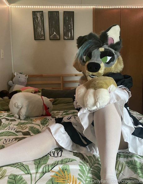 crownmutt xxx actress photo