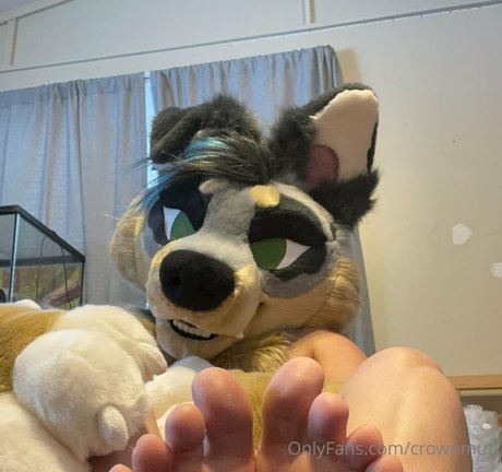 crownmutt porn model gallery