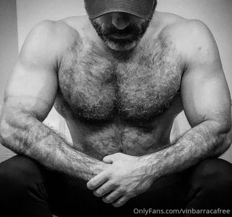 vinbarracafree hot model pic