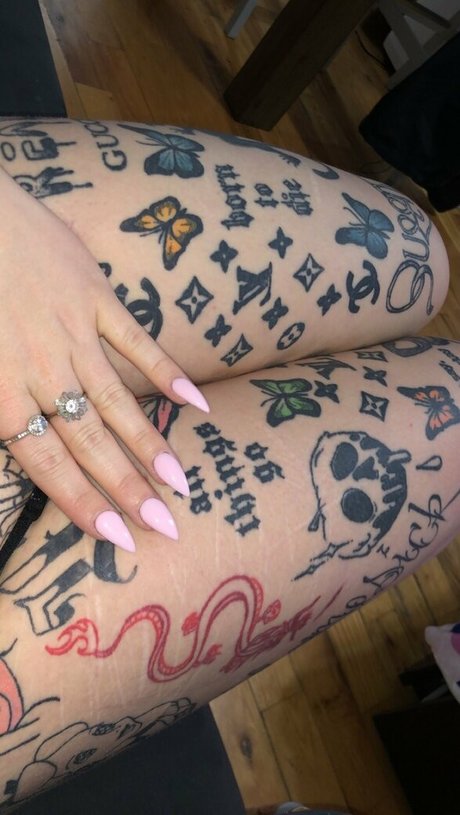 misstinyangel model high quality photos