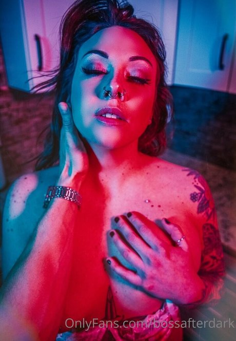 bossafterdark nice model image