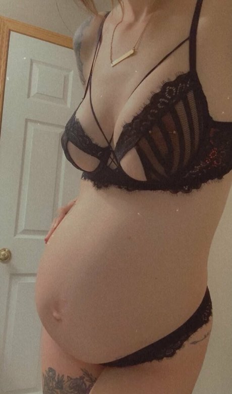 lilhoneybeez model pretty archive