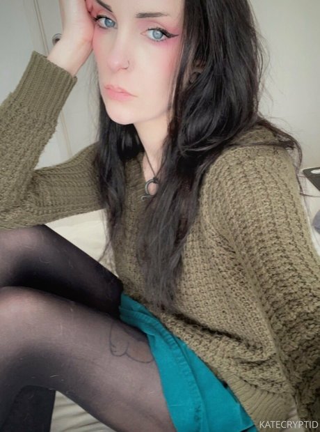 teen fingering onlyfans erotic photos