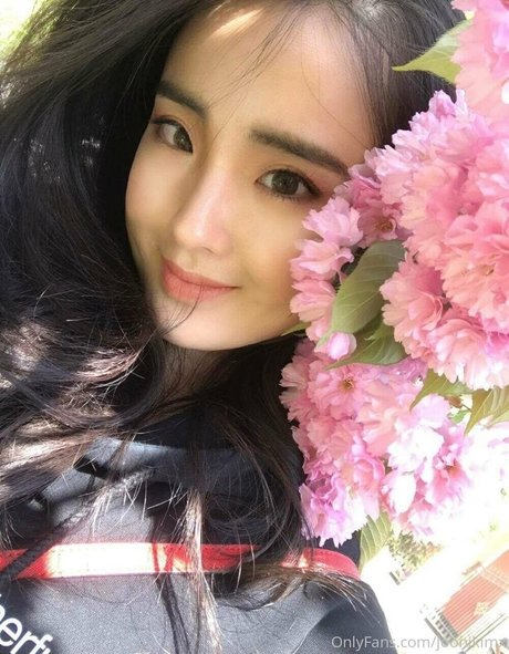 joonikimx art model pic