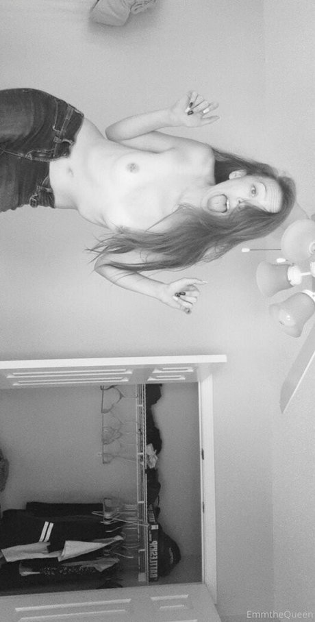 emmthequeen adult model img