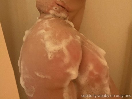 tyrababy porn model img