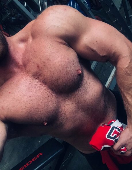 maxeatsellie model porn pics