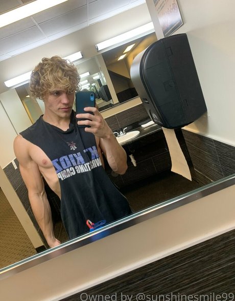 sunshynefree model porn photo