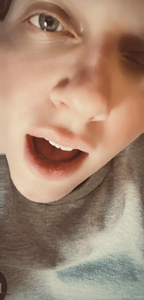 softboyfeetx adult star img