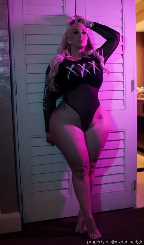 mzdanibadgirl nice actress pics