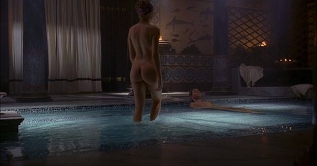 Sienna Guillory star art photos