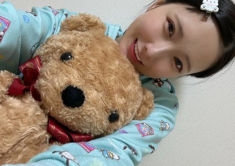 Hikaru Miyanishi pornographic model photo