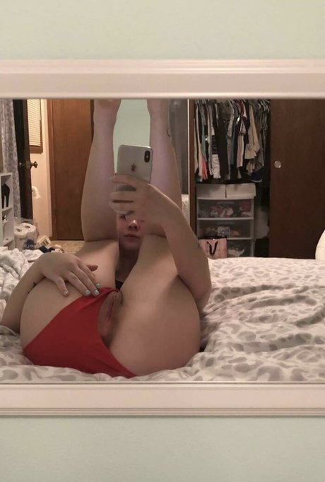 Kayla Wire pretty actress pic