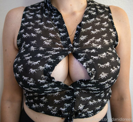 danidoreen nice actress pic