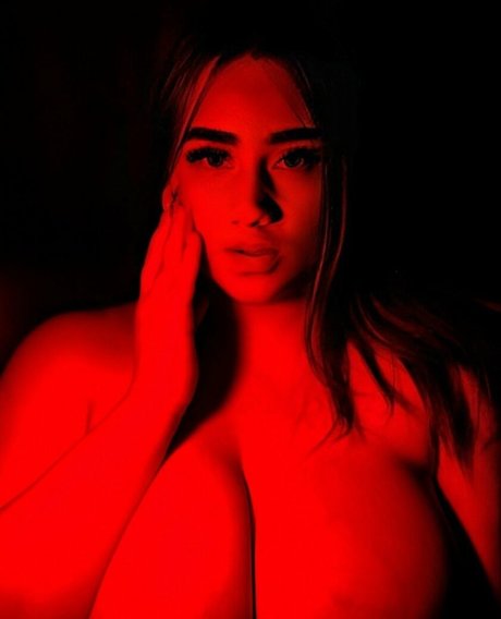 Julia Missi exclusive model gallery