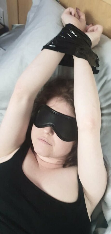 scarlettblaze1 model adult archive