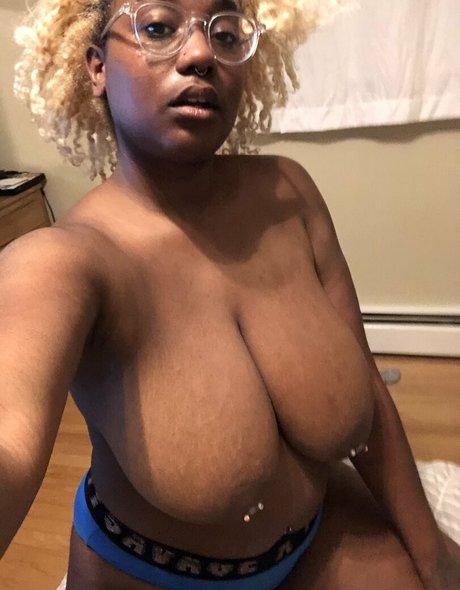 thothead actress images