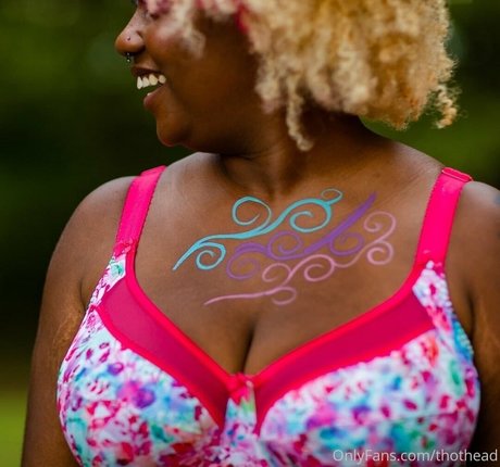 thothead sex actress pics