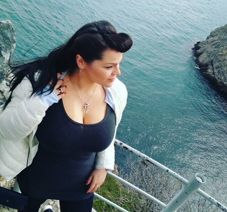 Maria Von Zarring xxx actress archive